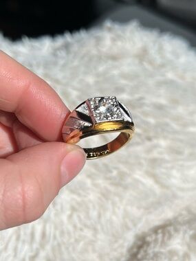 Vintage 18K HGE Ring